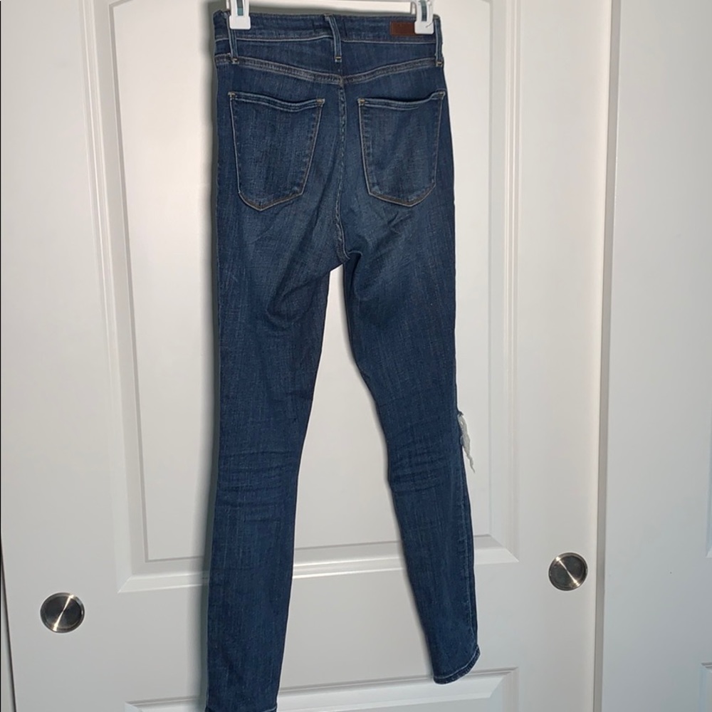 A&F Simone High Rise Super Skinny Ripped Jeans - Picture 5 of 5